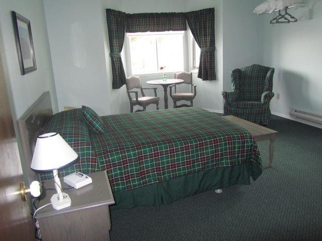 The Gaultois Inn Екстериор снимка